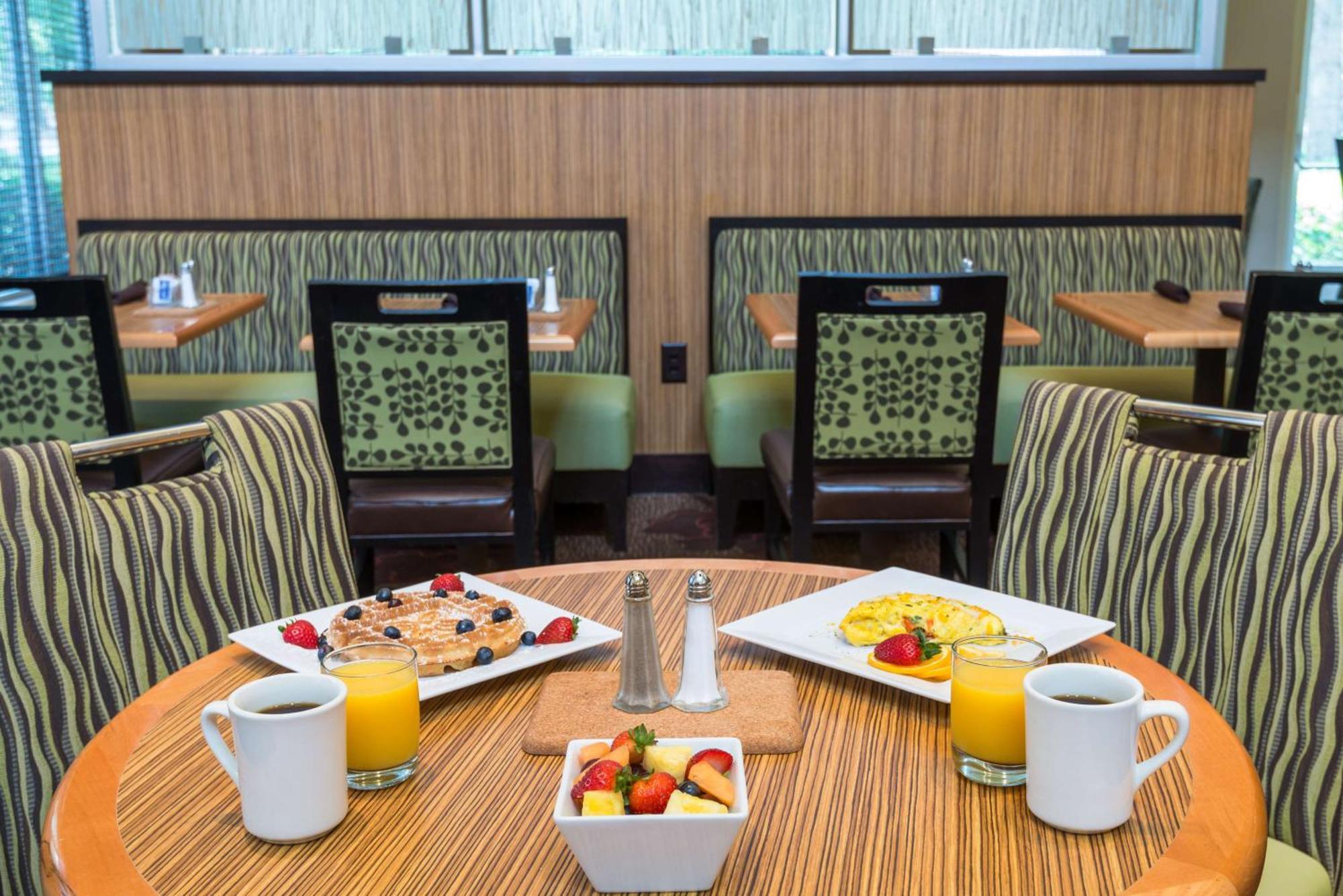 Hilton Garden Inn Atlanta North/Alpharetta Exteriér fotografie
